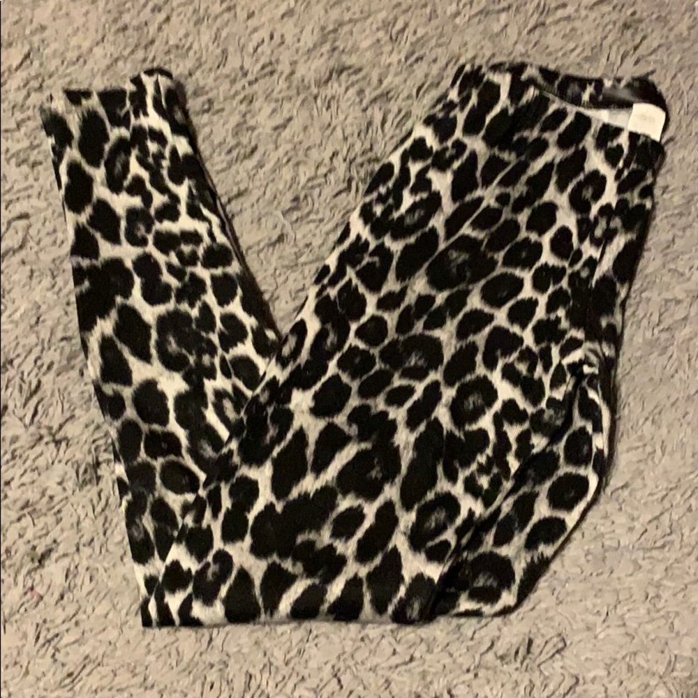 Cheetah leggings